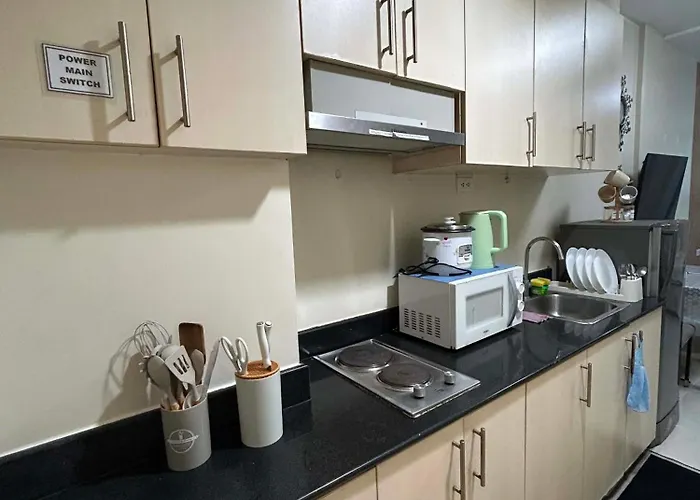 Sea Legit Staycation Near Moa Apartment *